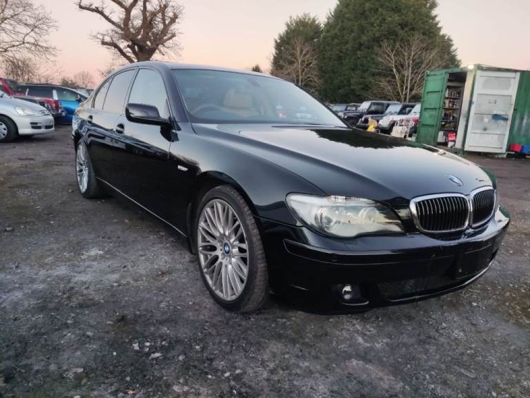  BMW 740 I Petrol