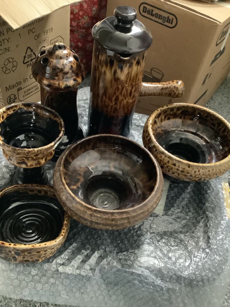 6 items of Vintage Cornish Fosters Devon Pottery