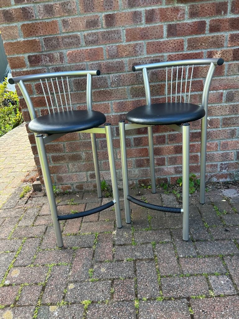 High stools