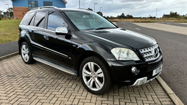 2010 (10) Mercedes-Benz ML350 CDI 3.0 V6 Sport (Brabus Tuned)