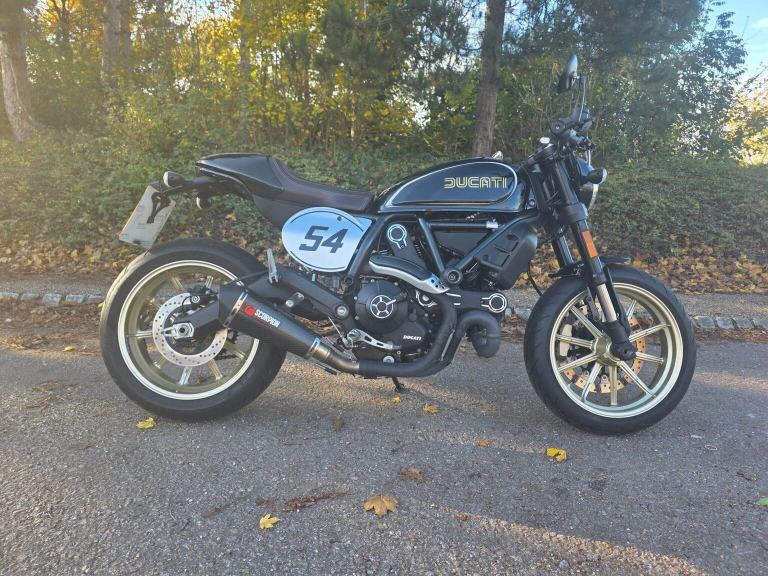 DUCATI SCRAMBLER 800 803 CAFE RACER EURO 4 2019 Petrol Manual in Black