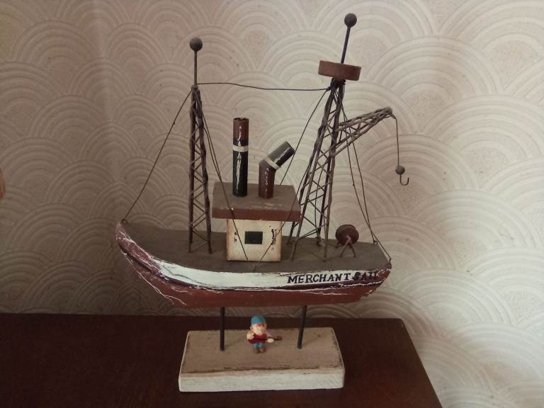 Decorative Wooden Fishing Boat Model - Merchant Sail