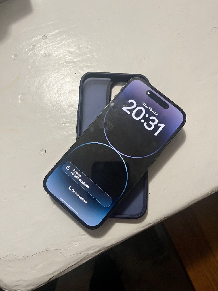 iPhone 14 Pro 100% battery health 