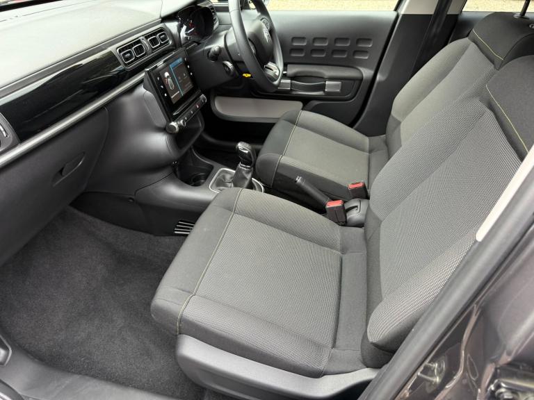 2024 Citroen C3 1.2 PureTech Plus 5dr HATCHBACK Petrol Manual