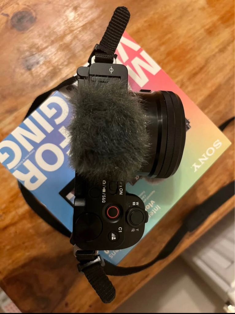 Sony zve10 excellent condition £700 new 
