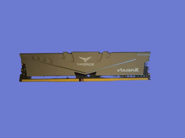TeamGroup T-Force Vulcan Z 8GB DDR4 3200MHz CL16 Desktop RAM