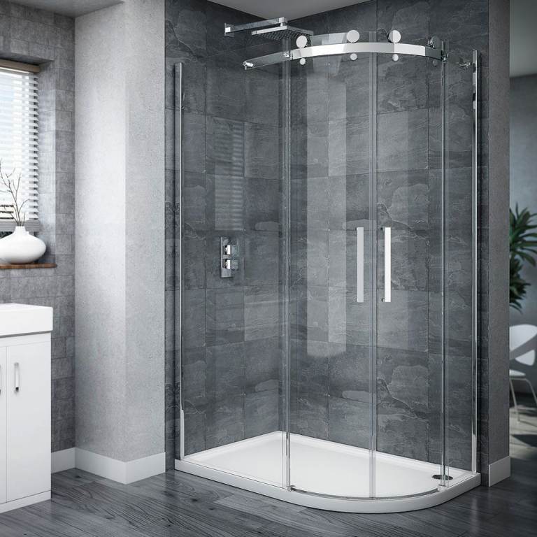FRAMELESS 1200 X 800MM OFFSET QUADRANT SHOWER ENCLOSURE. FREE LOCAL DELIVERY!!