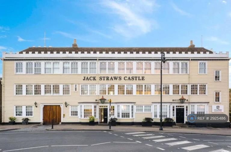 2 bedroom house in Jack Straws Castle, London, NW3 (2 bed) (#2925486)