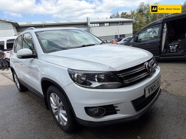 2015 Volkswagen Tiguan 2.0 TDI BlueMotion Tech Match SUV 5dr Diesel Manual 4WD Euro 5 (s/s) (140 ...