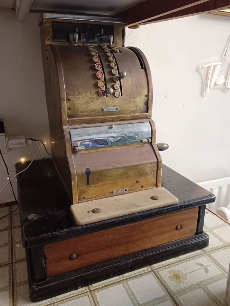 Antique Till