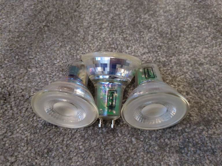 8 Crompton GU10 4.5W LED Bulbs, 2700K