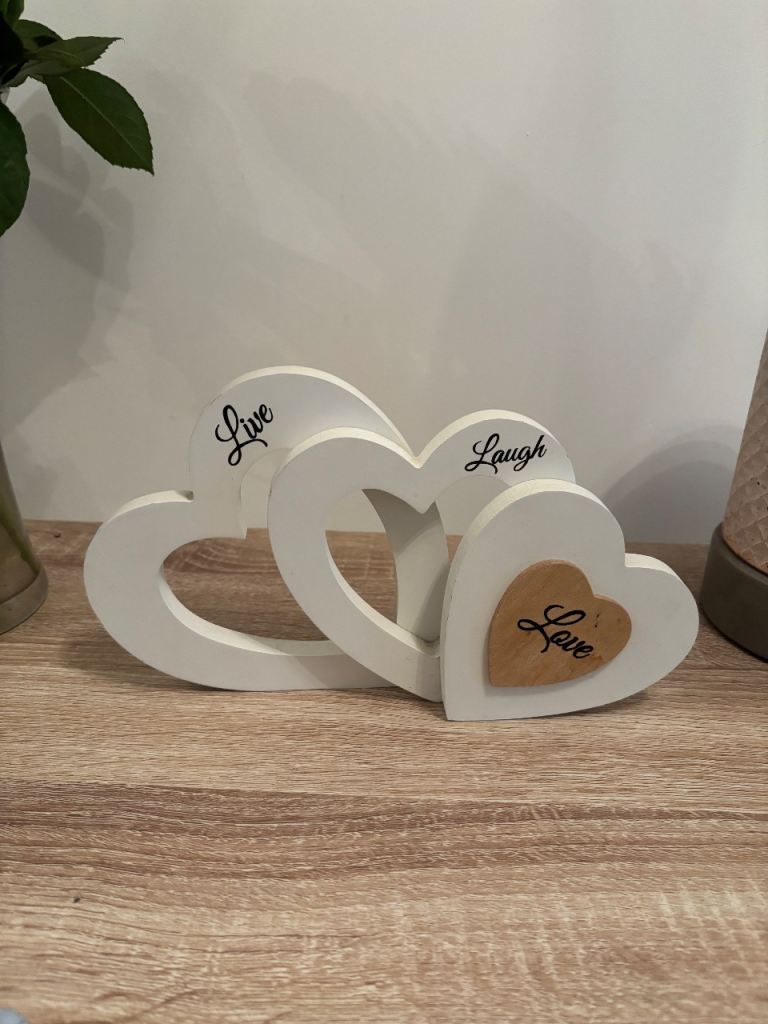 Live, live, laugh accessory 