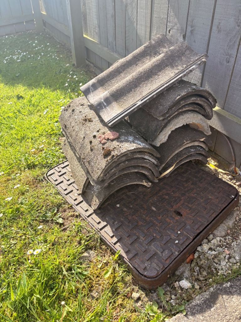Ridged roof tiles 