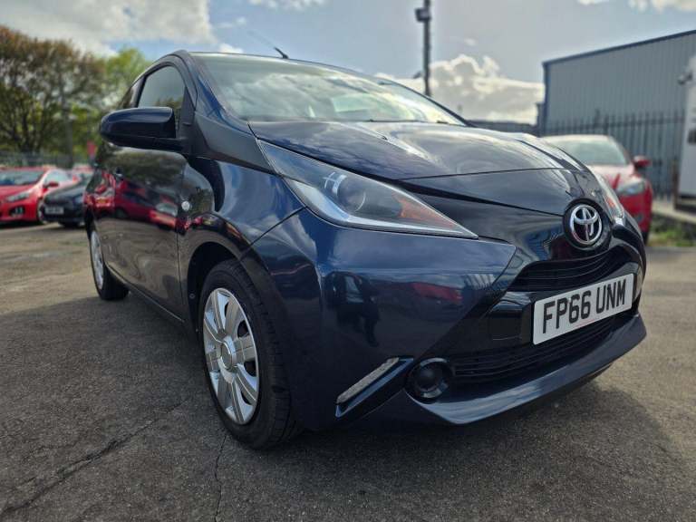 2016 Toyota AYGO 1.0 VVT-i X-Play 5dr HATCHBACK PETROL Manual