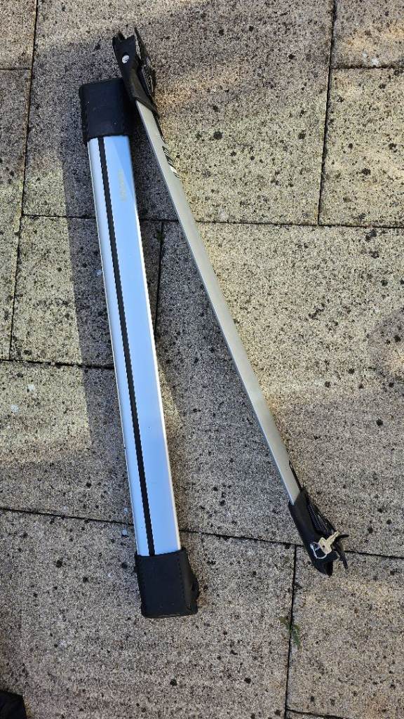 Tiguan MK1 Yakima Aero roof rail bars