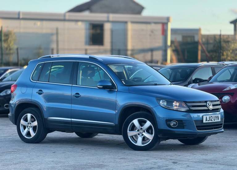 2012 Volkswagen Tiguan 2.0 TDi BlueMotion Tech SE 5dr DSG ESTATE Diesel Automatic