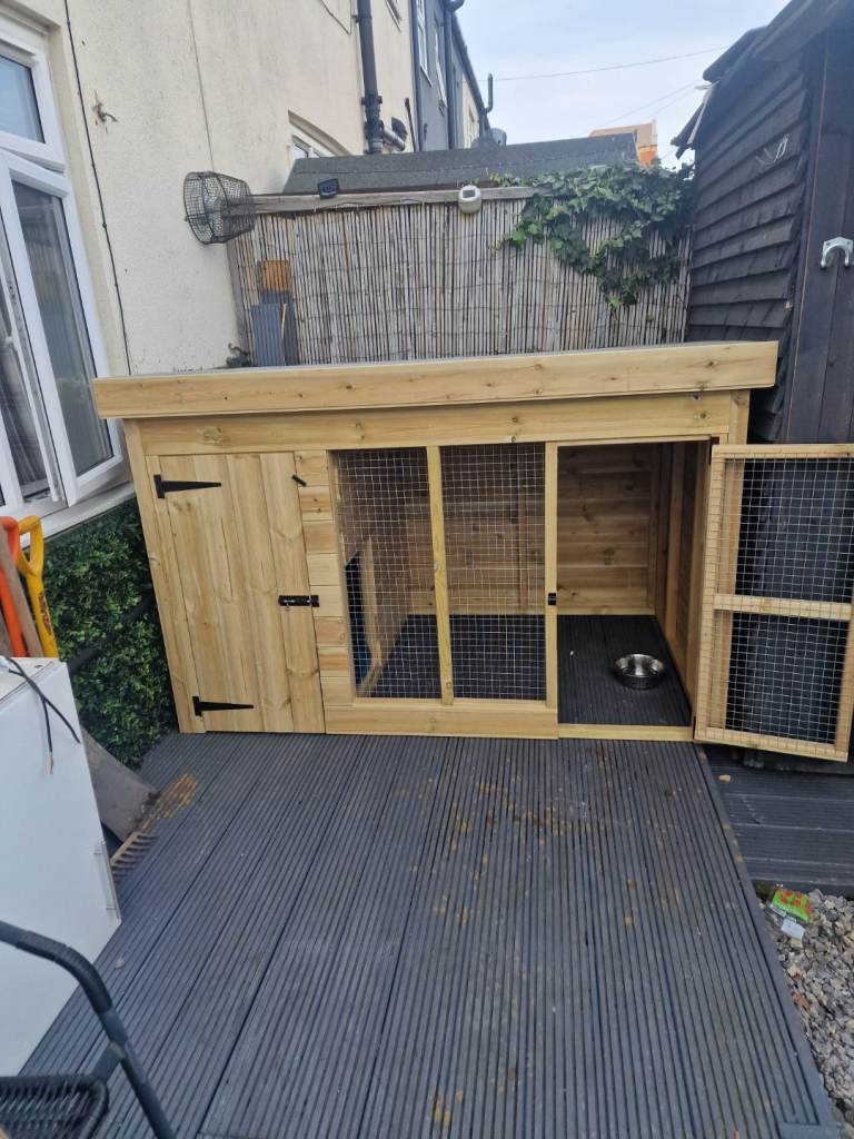 Dog kennel