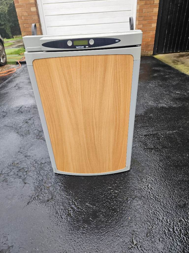 Motorhome fridge