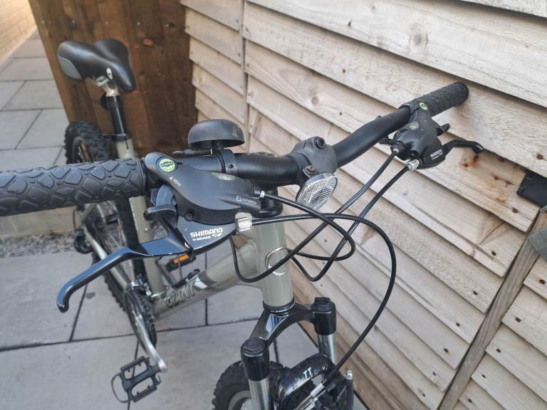 Giant Rincon Mountain Bike with Rock Shox Forks and Helmet, £115.00 for ...