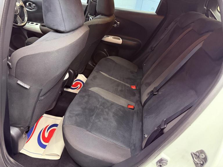 2015 Nissan Juke 1.2 DIG-T Acenta Premium Euro 6 (s/s) 5dr HATCHBACK Petrol Manual