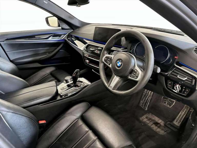 2017 BMW 5 Series 2.0 530e 9.2kWh M Sport Saloon 4dr Petrol Plug-in Hybrid Auto Euro 6 (s/s)  Sal...