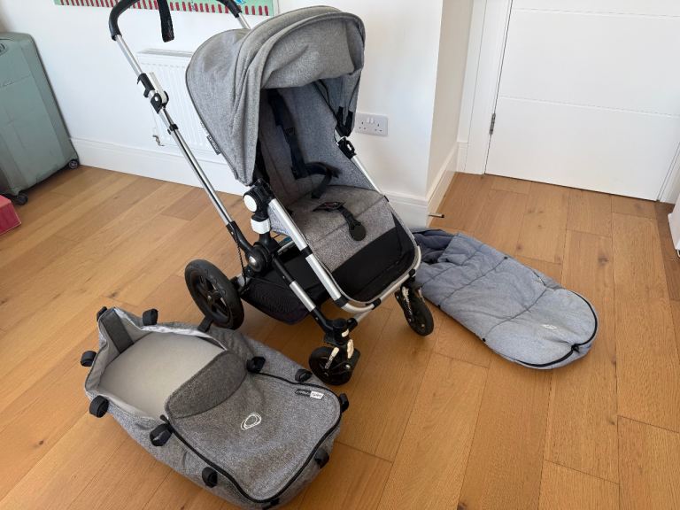 Bugaboo Chameleon 3 foldable Pram with Bassinet - Fully working!