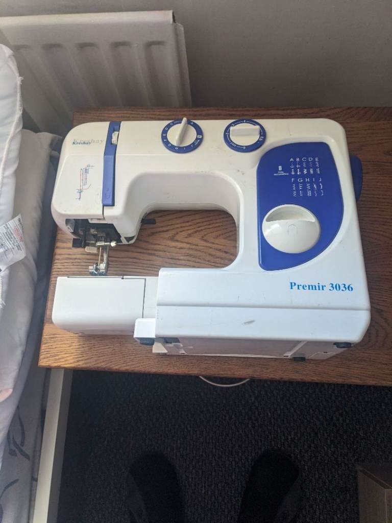 Sewing machine 