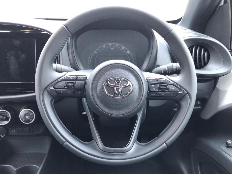2025 Toyota Aygo X 1.0 VVT-i Pure 5dr Hatchback Petrol Manual