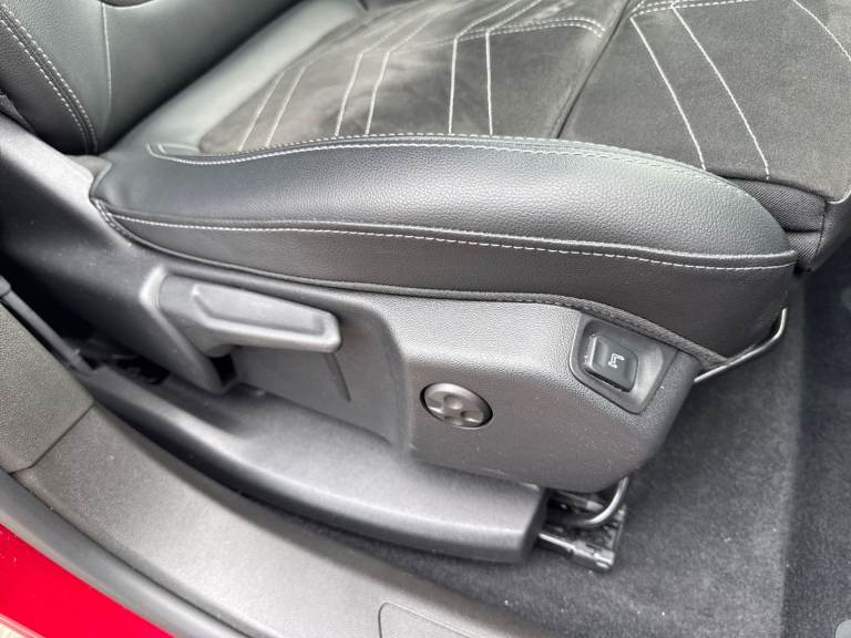 2023 Vauxhall Grandland 1.2 Turbo Ultimate 5dr Auto Hatchback PETROL Automatic