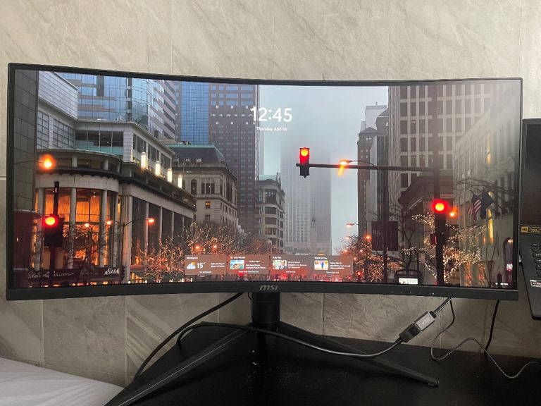 MSI MAG342CQR 34” Curved Monitor