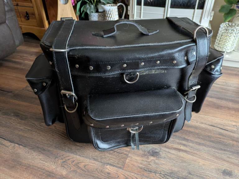 Leather motorbike tailbag 