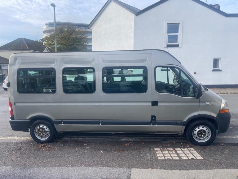 2008 Renault Master LM39dCi 120 Medium Roof 17 Seater NA Diesel Manual