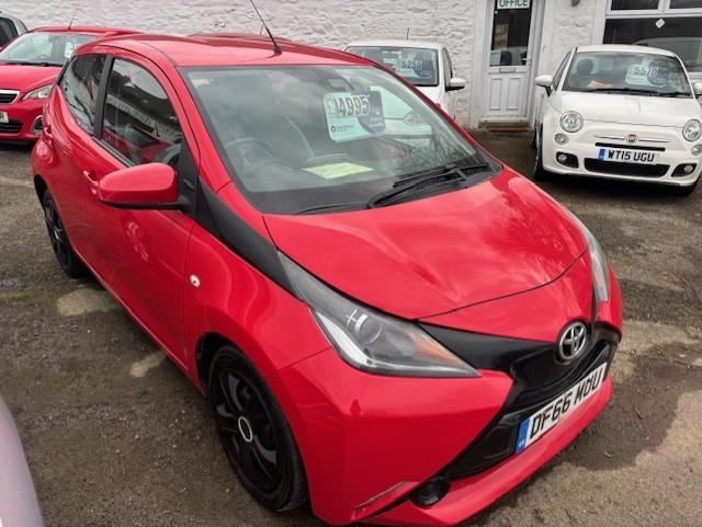 2016 Toyota Aygo X-Play TSS 1.0 VVT-i – Red