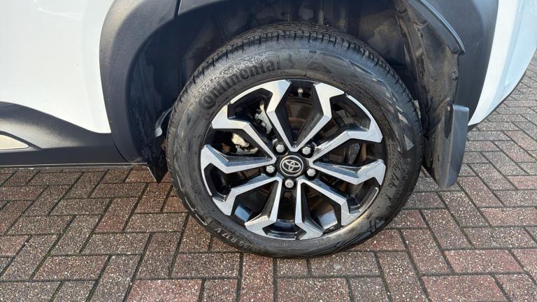 2022 Toyota Yaris Cross 1.5 Hybrid Design 5dr CVT Hybrid Estate Estate Hybrid Automatic