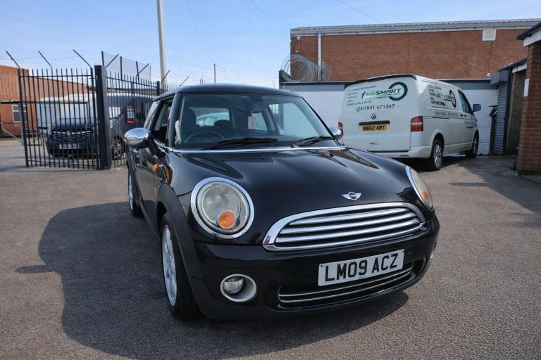 2009 MINI AUTO MATIC 1.4 CC ONE MODEL ONLY 98K 1 YEARS MOT  SMALL AUTOMATIC 