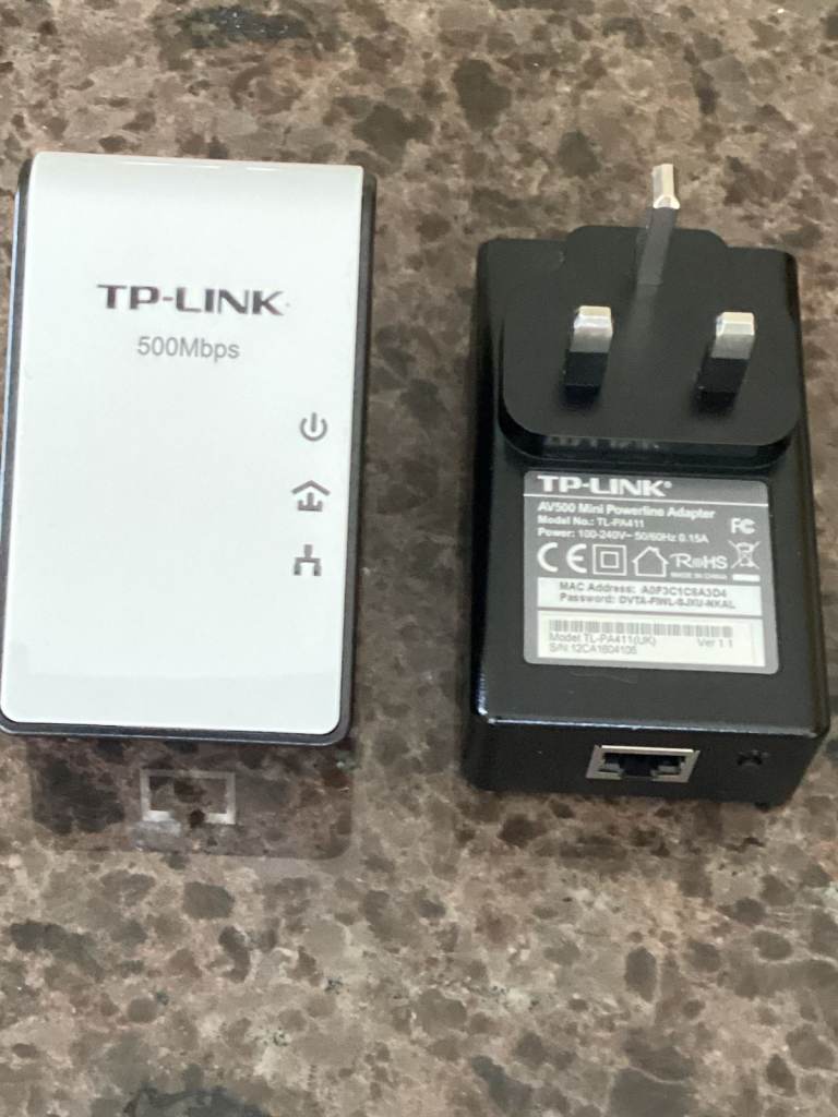 Two TP-LINK TL-PA411 High-speed AV 500Mbps Mini Powerline Ethernet Extenders