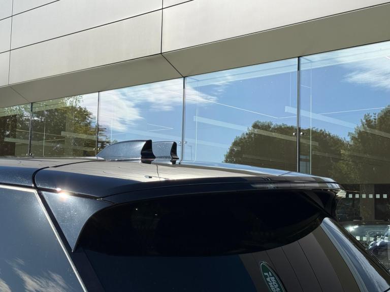 2024 Land Rover Range Rover Sport 3.0 D300 MHEV Dynamic SE SUV 5dr Diesel Auto 4WD Euro 6 (s/s) (...