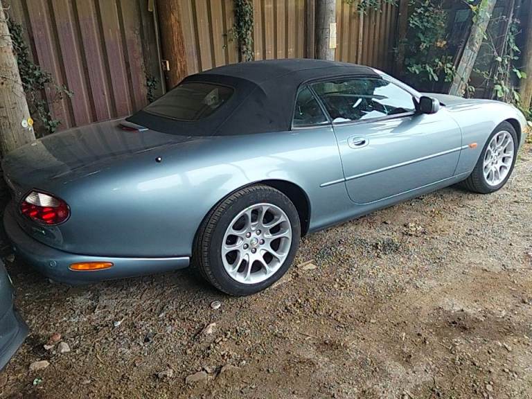 Jaguar, XK8, Convertible, 2003, ON A PRIVATE PLATE V/8 4.3 (cc), RECENT MOT PASSED NEEDS OTHER WORK 