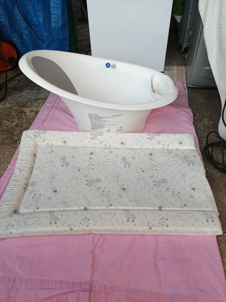 Baby Bath Tub + Mat