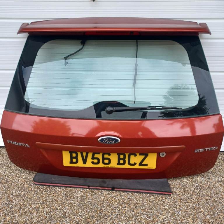 FIESTA ZETEC MK6 TAILGATE 