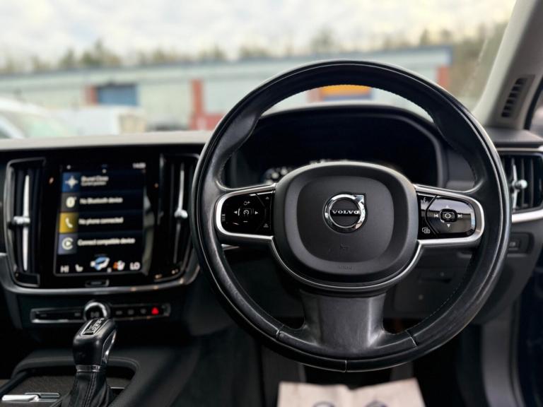 2018 Volvo V90 2.0 D4 Cross Country Pro 5dr AWD Geartronic ESTATE DIESEL Automatic