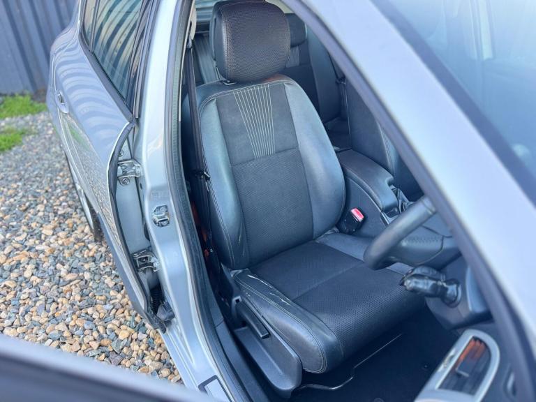 2009 Renault Megane 1.9 dCi Privilege Euro 4 5dr HATCHBACK Diesel Manual