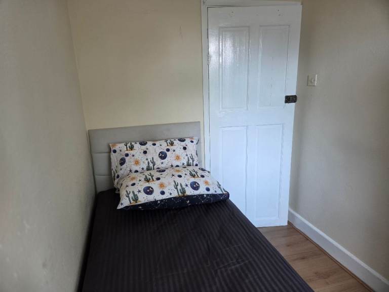 Nice Single room for rent in Leyton (London ), All inclusive hassle free rent, No hidden fees 