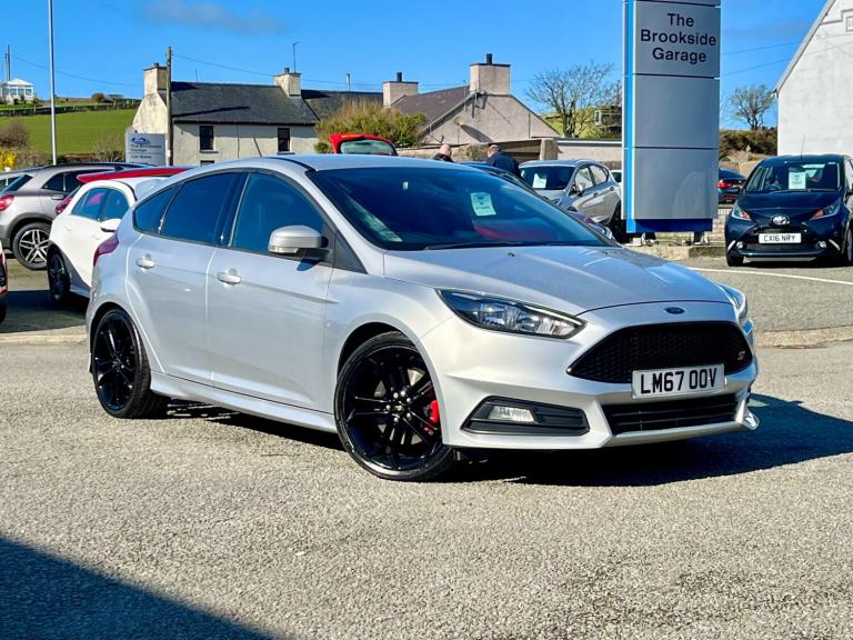 2017 Ford Focus 2.0 TDCi ST-2 Hatchback 5dr Diesel Manual Euro 6 (s/s) (185 ps)