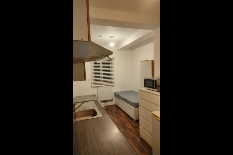 Single small studio Preston rd ha3