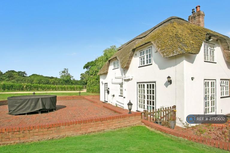 2 bedroom house in Horton Road, Woodlands, Wimborne, BH21 (2 bed) (#2730602)