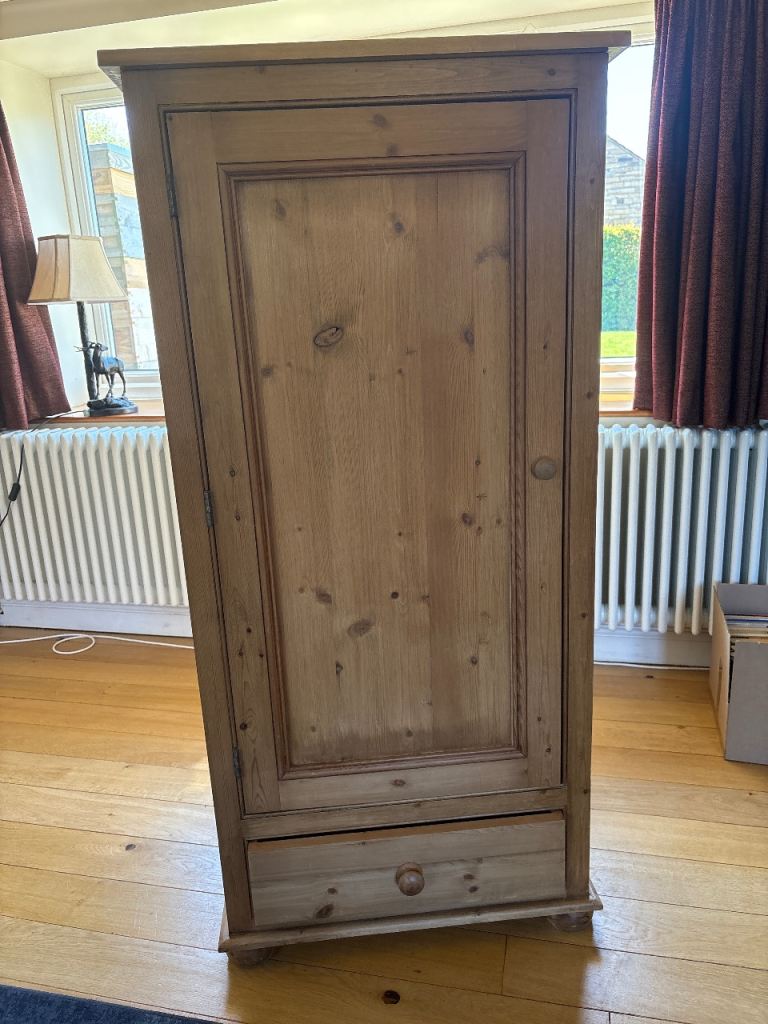 Pine wardrobe, excellent condition