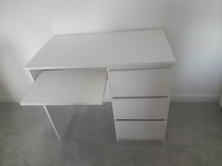 Home Office Desk with 3 drawers 