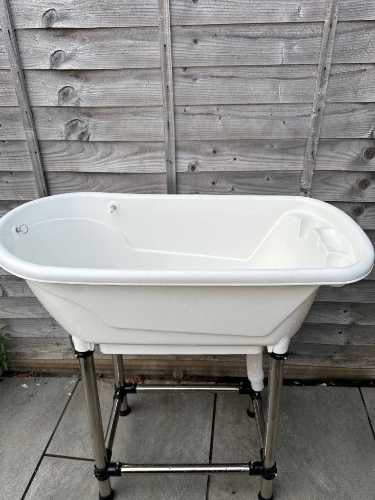 Dog Bath - White and Silver legs