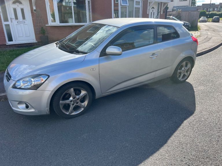 Kia, PRO CEED, Hatchback, 2010, Manual, 1591 (cc), 3 doors